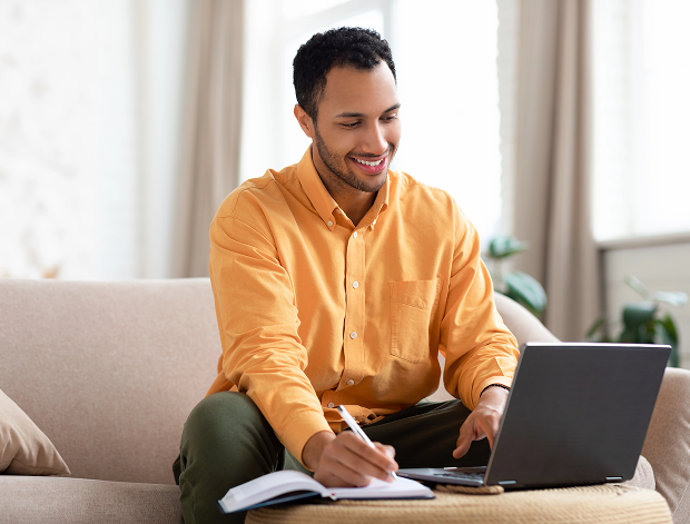 Student talking online drivers ed